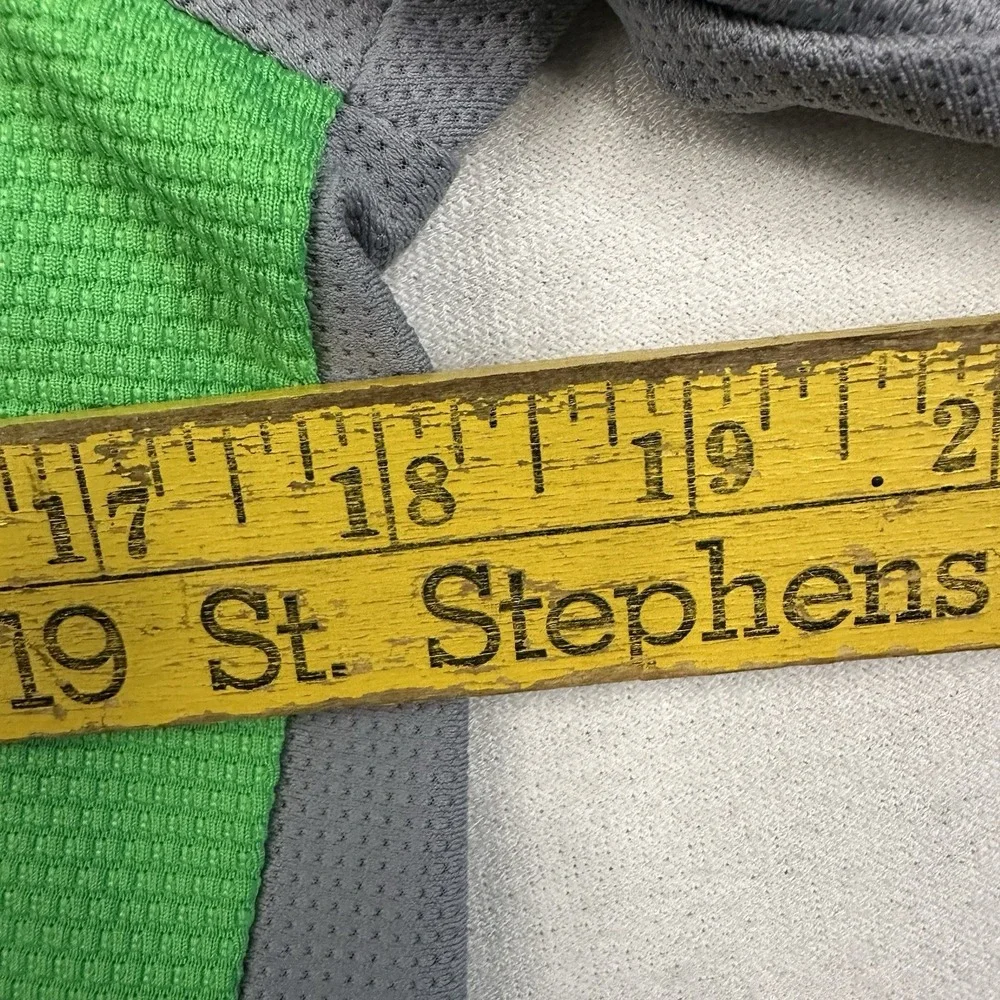 Nike Sphere Dry Adult Medium Cycling Shirt Green/Gray ‎ Lightweight Waffle